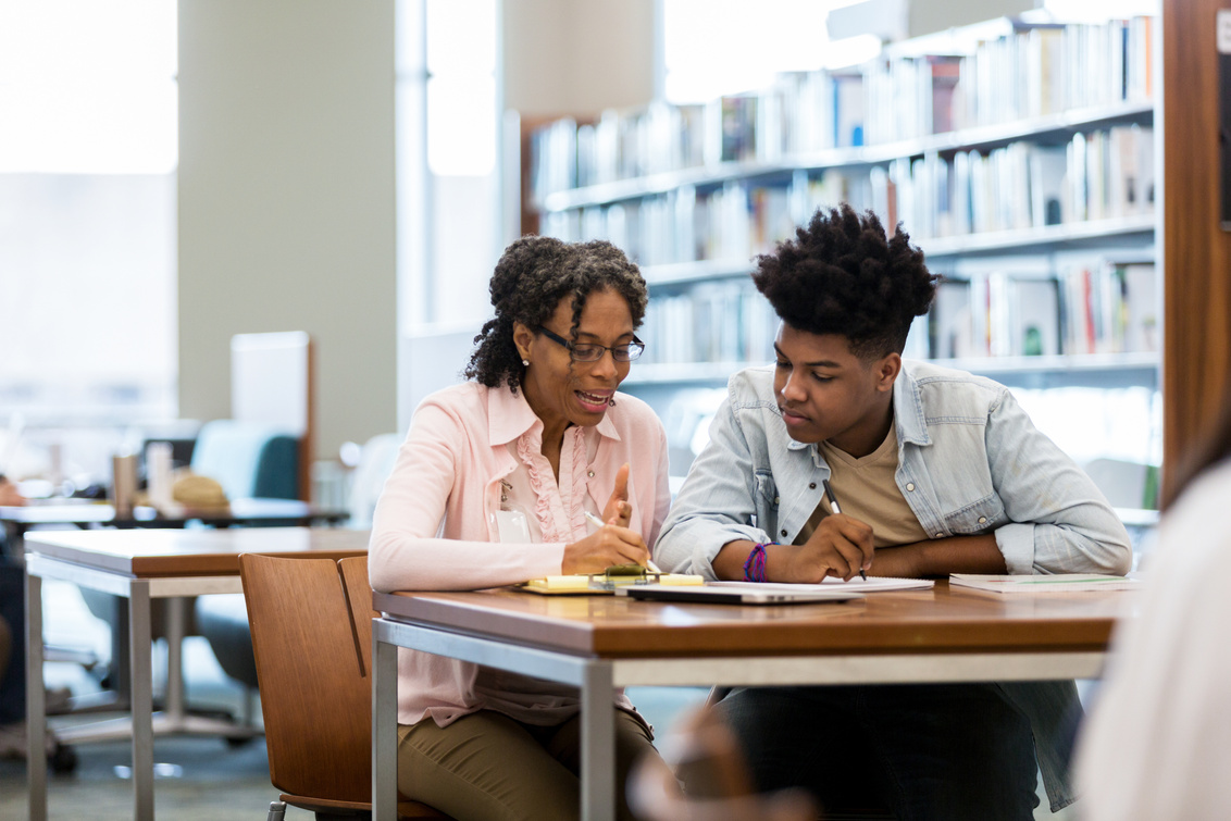 Tutor helps high school student